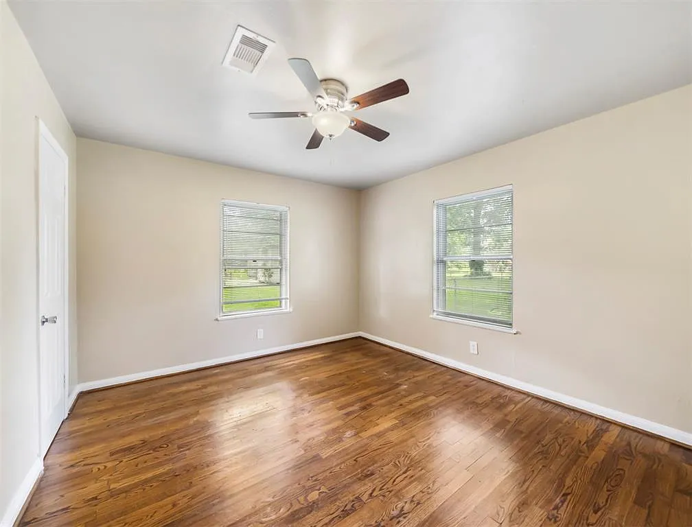 3 bed, 1224 sqft, $1,550 — Photo 3