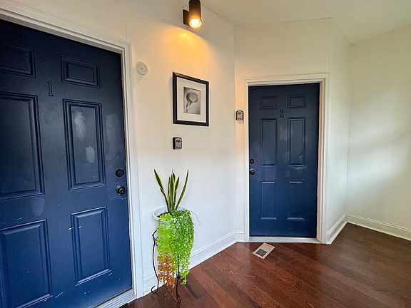 3rd image of 3163 Richmond St Floor 1