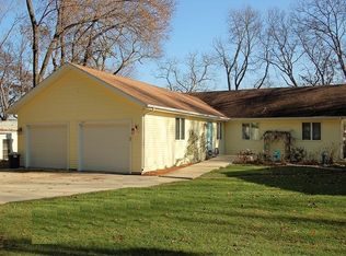 5049 S Hidden Heights Rd, Oregon, IL 61061