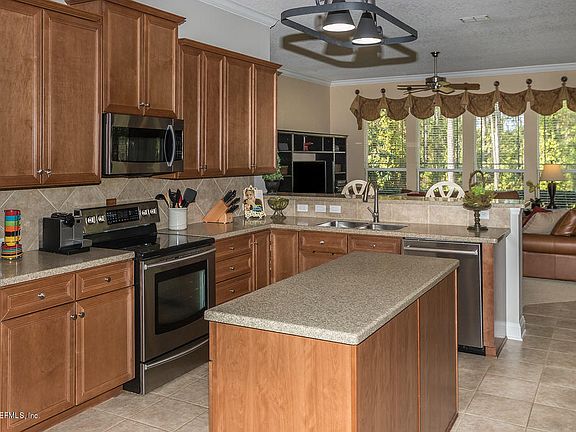 2nd image of 361 Saint Johns Golf Dr