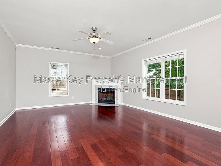 216 Citrine Ct — Photo 9