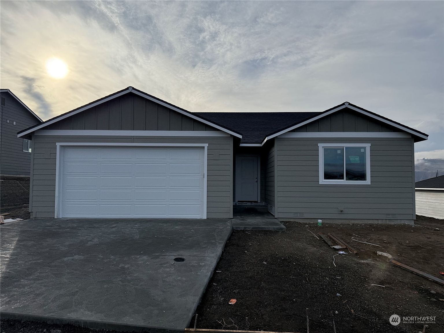 2330 SE Noah Street, East Wenatchee, WA 98802 | Zillow