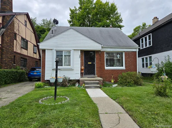 363 Newport St, Detroit, MI 48215