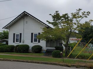 235 Railroad Ave E, Allendale, SC 29810