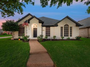 5500 Buckskin Dr, The Colony, TX 75056