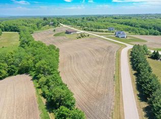 5.3 Park Ridge Rd, Dodgeville, WI 53533