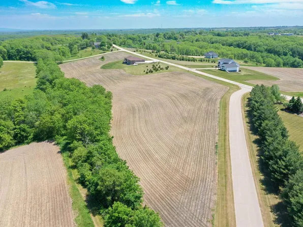 5.3 Acres Park Ridge Road, Dodgeville, WI 53533