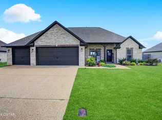 364 Strawberry Ridge Dr, Medina, TN 38355