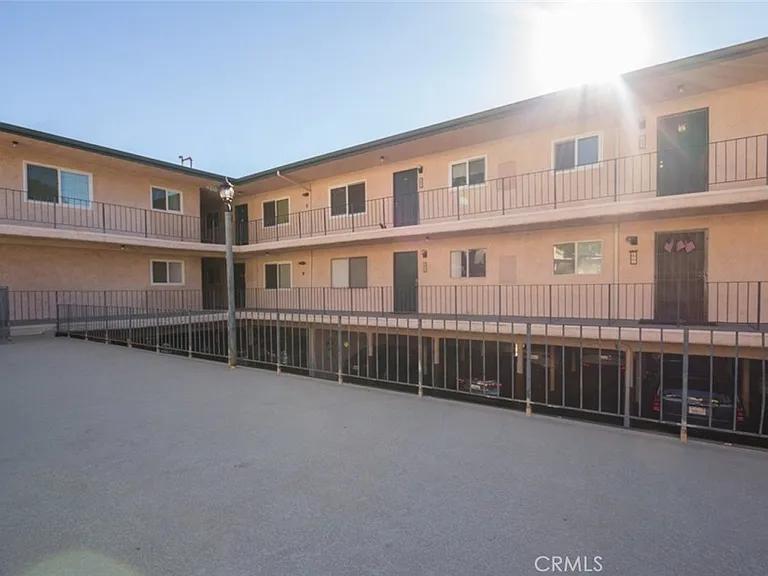 2940 N Verdugo Rd #321 — Photo 37