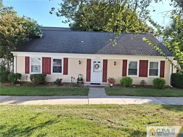 236 N Marblehead Ln #A, Monroe Township, NJ 08831
