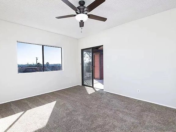 5th image of 5990 Dandridge Ln Unit 200