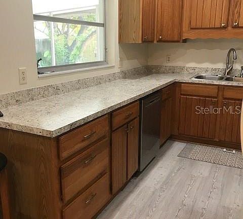 3rd image of 7214 Quincy Ln