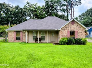 106 Saturn Dr, Lafayette, LA 70501