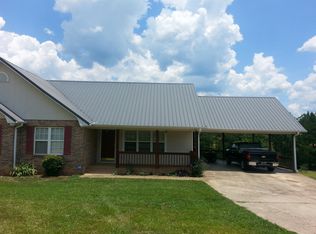 166 Indian Valley Dr, Sylacauga, AL 35150