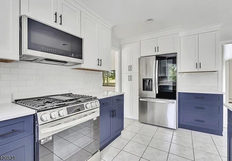 136 Carlough Rd — Photo 13
