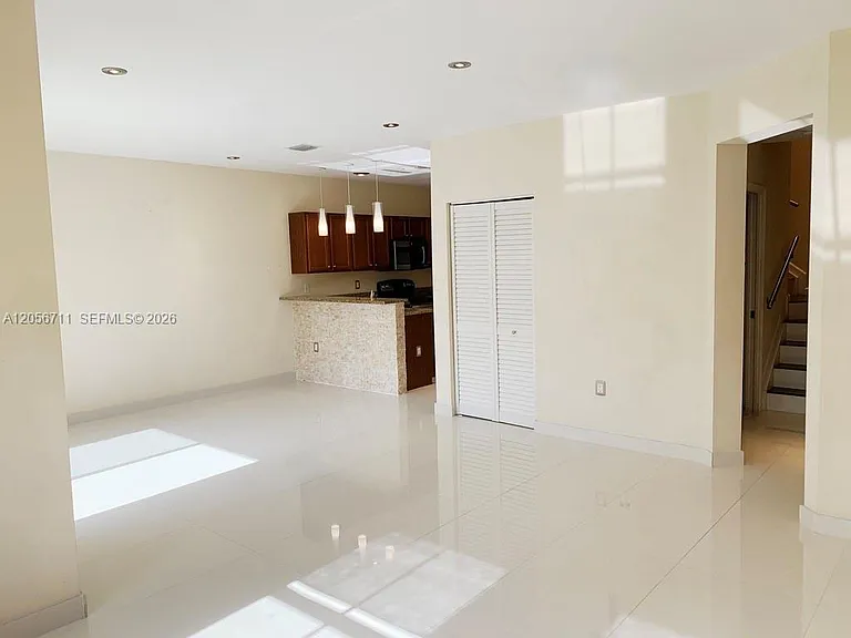 8800 NW 97th Ave #204 — Photo 5