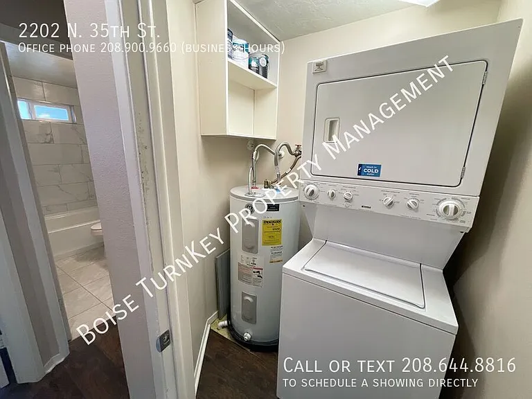 2202 N 35th St — Photo 2