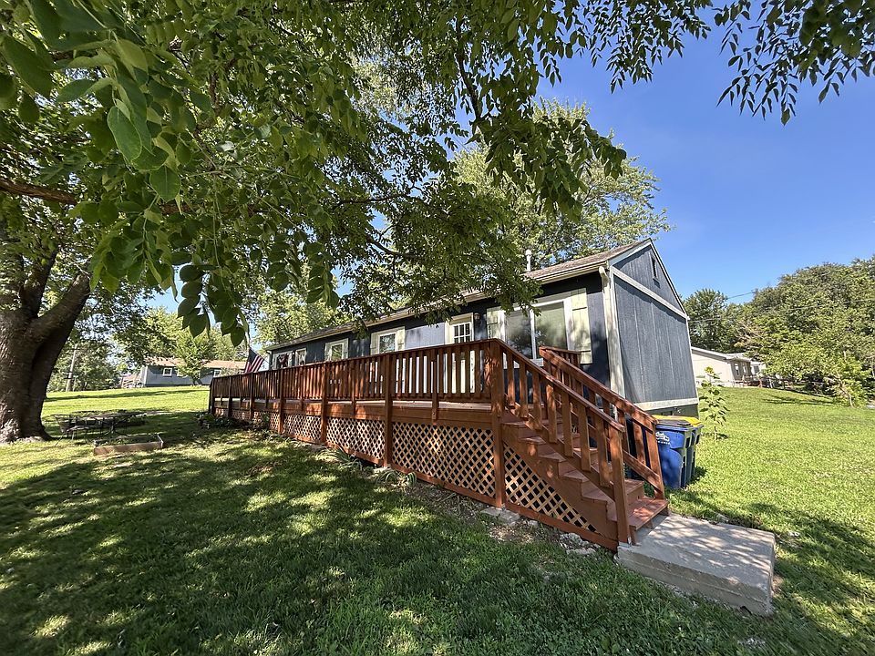 1st image of 8345 Center Dr #8355