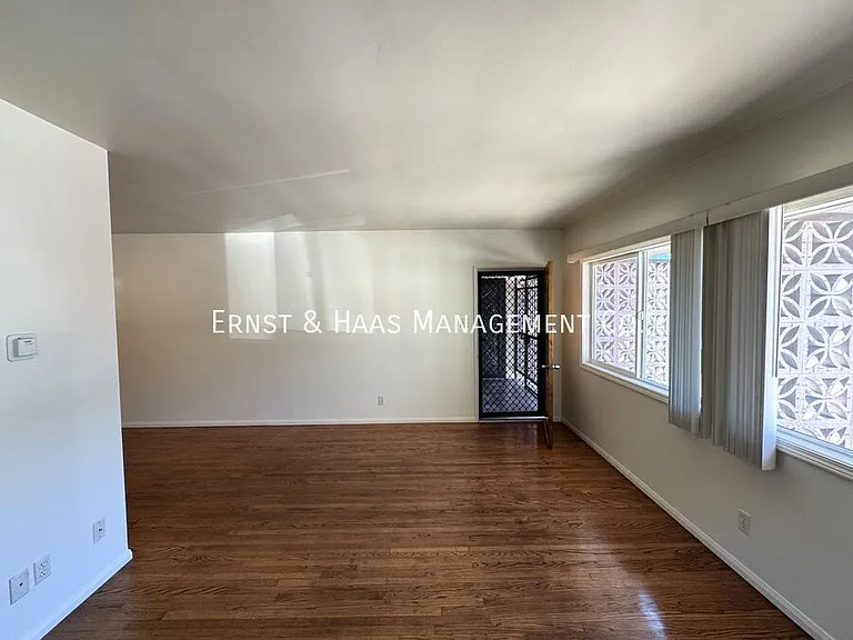 332 Magnolia Ave #A — Photo 4
