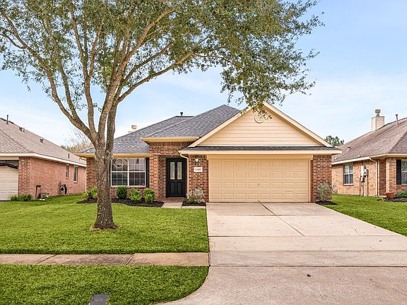 3rd image of 13410 Baron Hill Ln