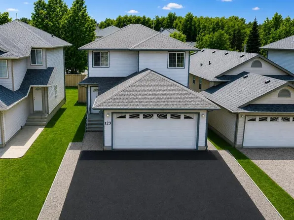 123 W Jw Mann Dr, Fort McMurray, AB T9H 5G7