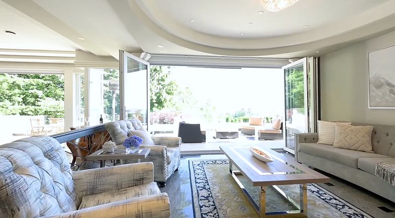 West Vancouver House for rent - 6 Bedrooms — photo 5