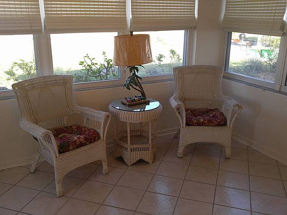 3rd image of 16 Hibiscus Dr