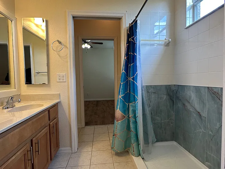 1653 Cherry Ridge Dr — Photo 24