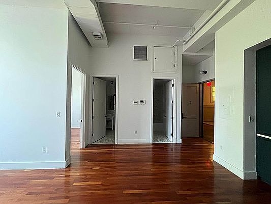 3rd image of 184 Bainbridge St #202