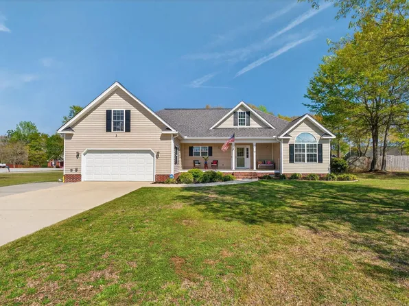 133 Southern Oak Dr, Camden, SC 29020