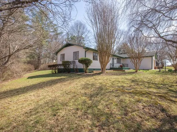 22 Stoney Nob Dr #27, Hendersonville, NC 28792