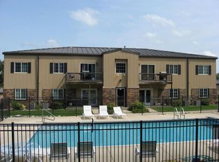 3 27th St UNIT 215, Spirit Lake, IA 51360