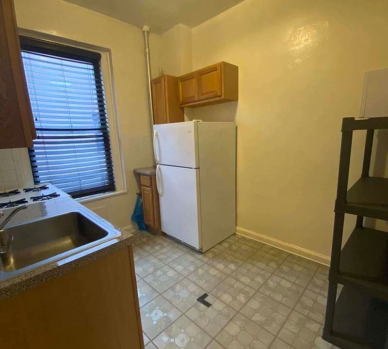 2nd image of 30-36 34th St #4H