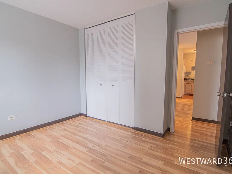 607 W Wrightwood Ave #214 — Photo 9