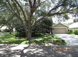3002 Bent Creek Dr, Valrico, FL 33596