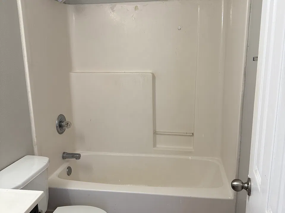 Bathroom (total 3 full bathrooms)