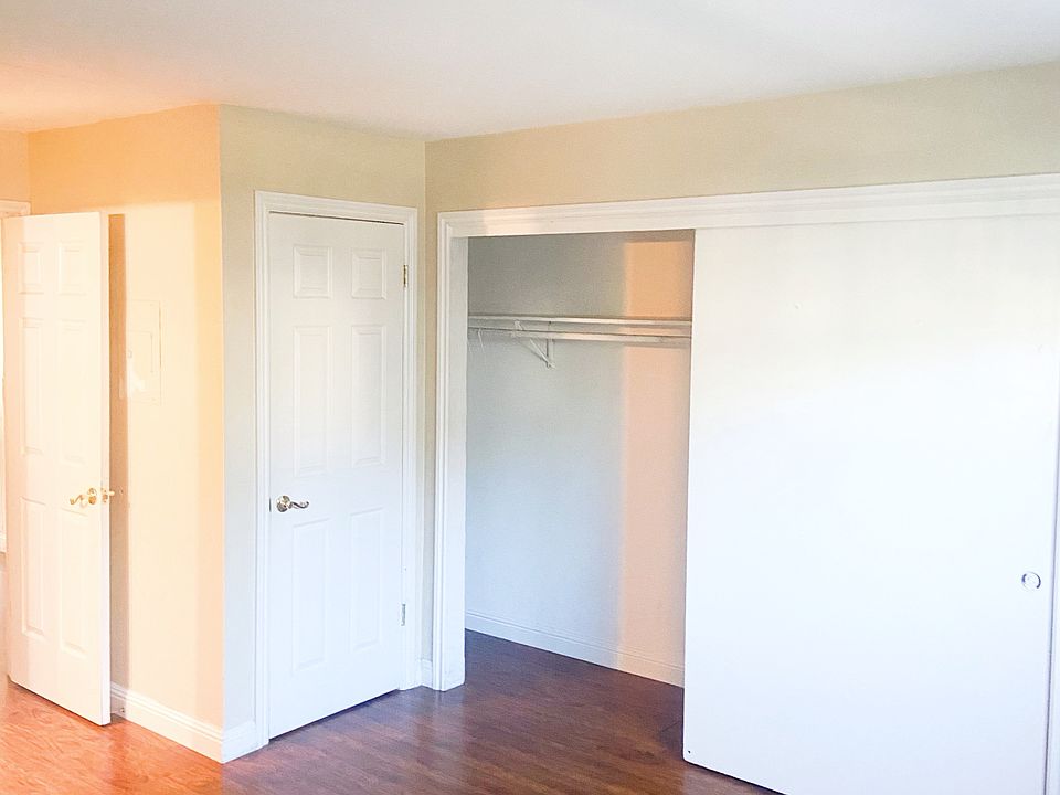 1st image of 885 Branham Ln APT 2