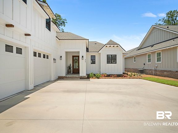 2nd image of 313 Cuban Lily Dr