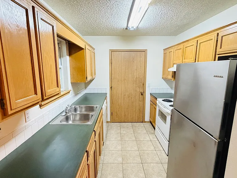 42 Burnett Cir — Photo 3