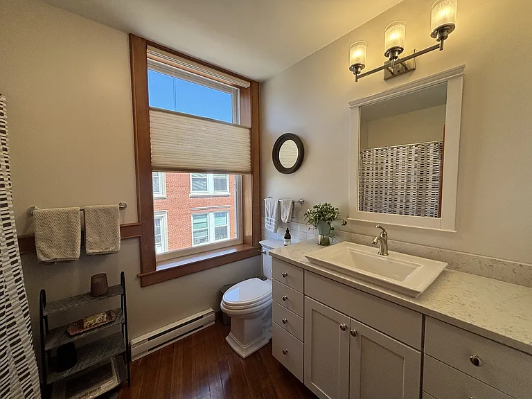 609 Main St #301 — Photo 9