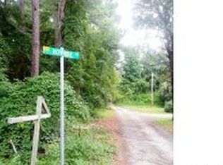 110 Nowhere Ln, Sanford, NC 27332