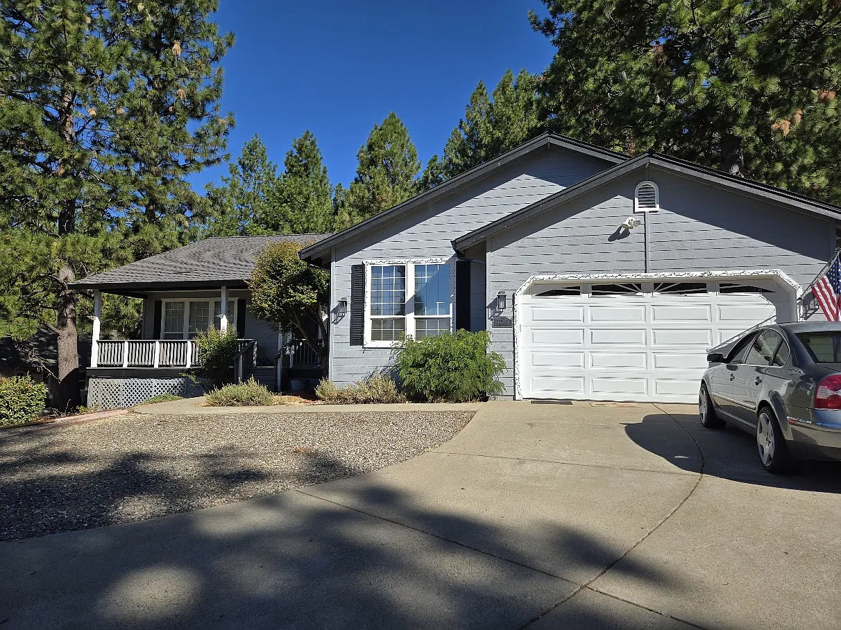 3 bed, 2309 sqft, $2,950 — Photo 1