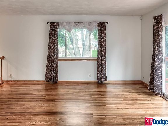 4th image of 5223 Gertrude St