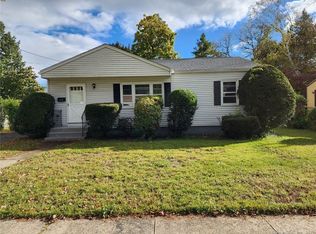 312 Belden Rd, Hamden, CT 06514