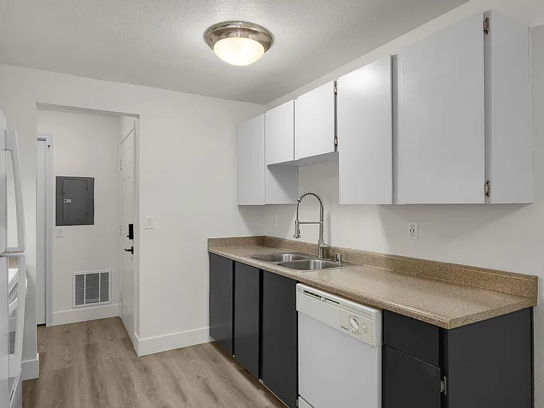 Erica Village — Photo 10
