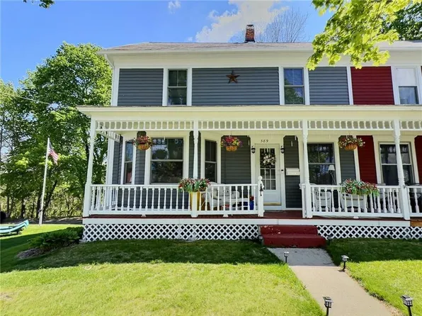 389 Sayles Ave #1, Pascoag, RI 02859