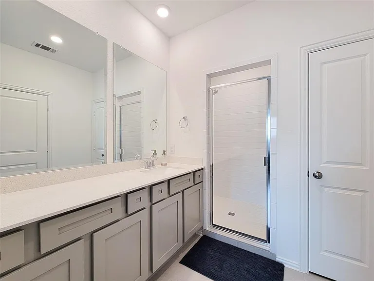 4743 Glen Isle Dr — Photo 17