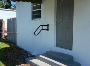 956 SW 68th Ave, Miami, FL 33144