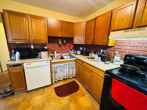 4th image of 3492 Rodell Rd