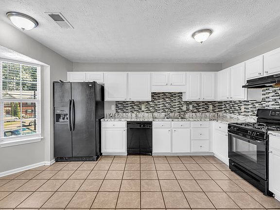 5th image of 3061 Majestic Park Ct